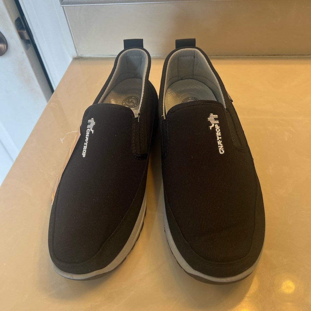 NWT Canemon CNA Trop comfort slip on size 46
